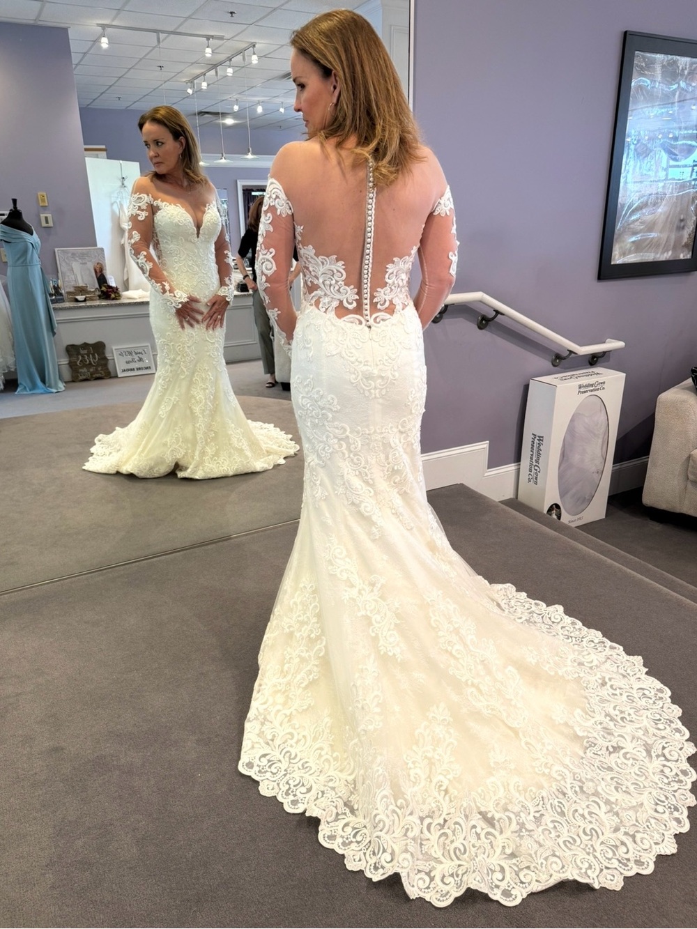 Ivory Bridal Dress Casablanca  (Style 2356) - Size 10. Gorgeous dress!!